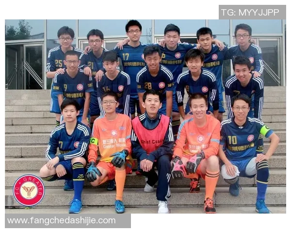 格兰特足球生涯回顾：从少年天才到世界舞台的闪耀之星